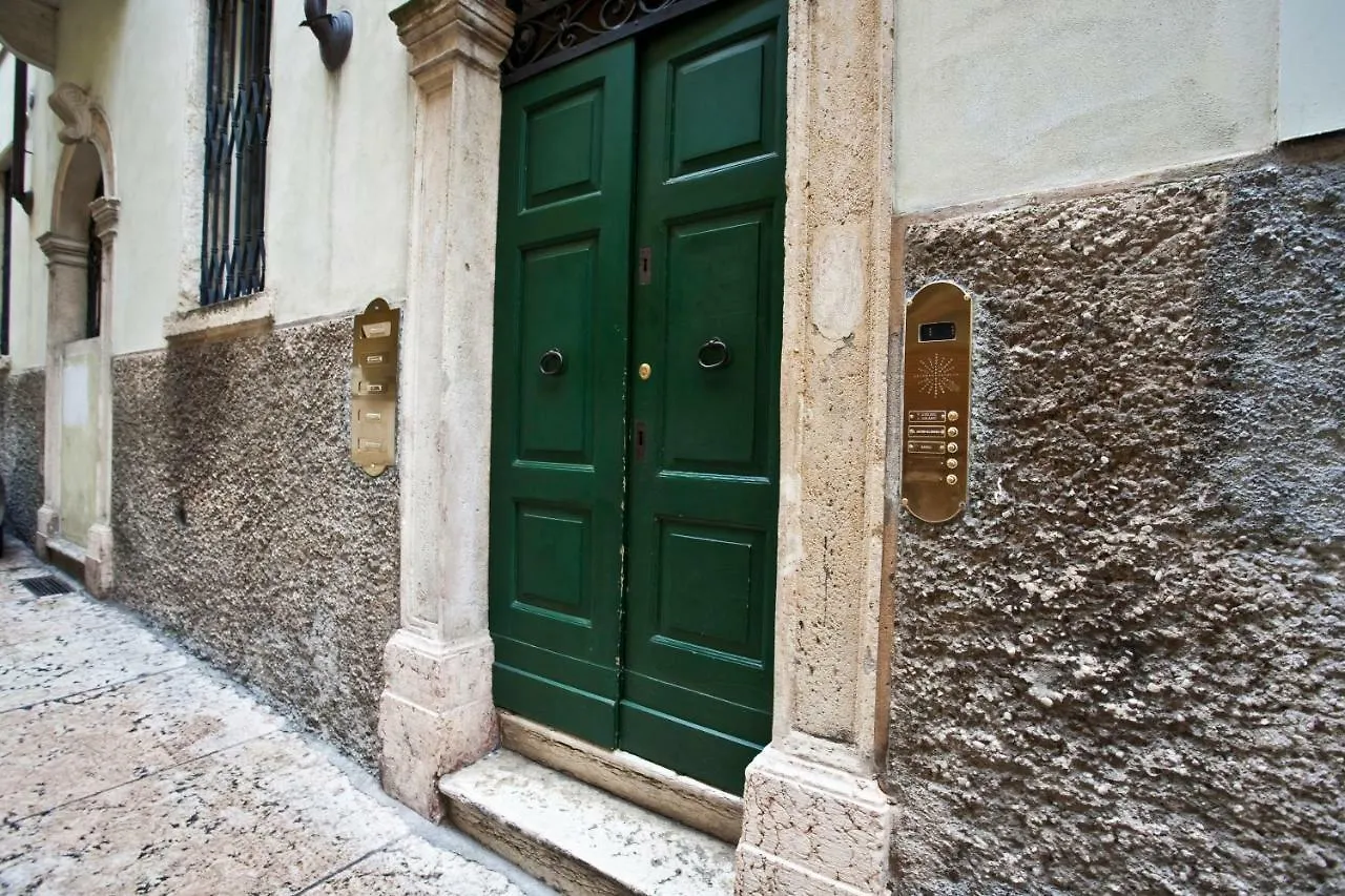 Le Cadreghe Apartments Vérone