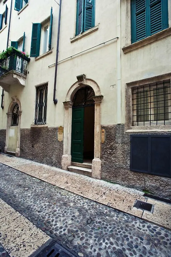 Le Cadreghe Apartments Verona