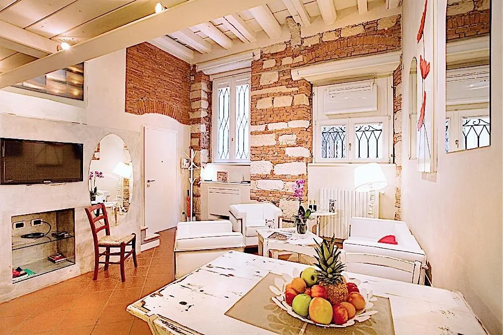 Le Cadreghe Apartments Verona 0*,  Italy